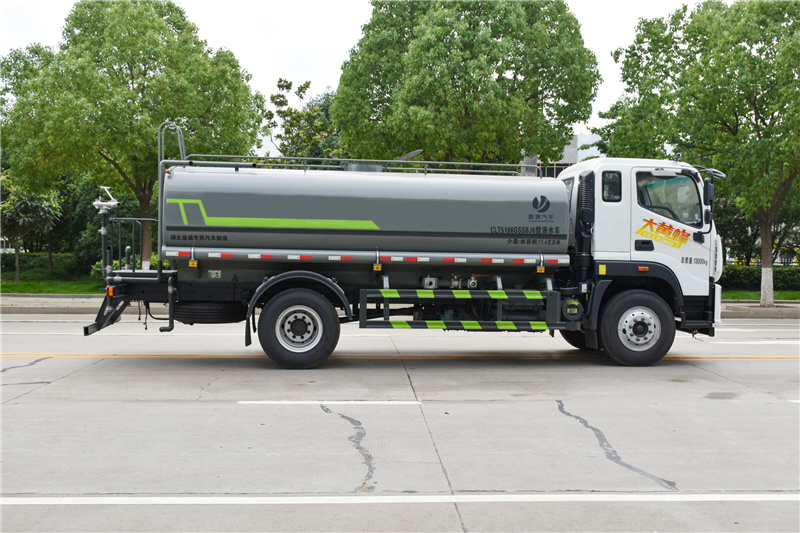 湖北盈通汽車廣西藍(lán)牌福田抑塵車價(jià)格